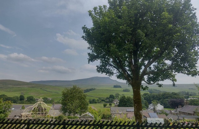 Heart of the Yorkshire Dales, great for walkers and the three peaks!