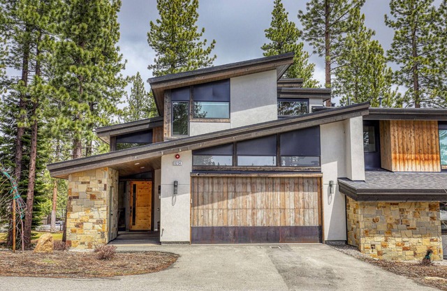 Heartwood Highview, 4 BDR, Schaffer's Mill Club Amenities, Golf & Ski!