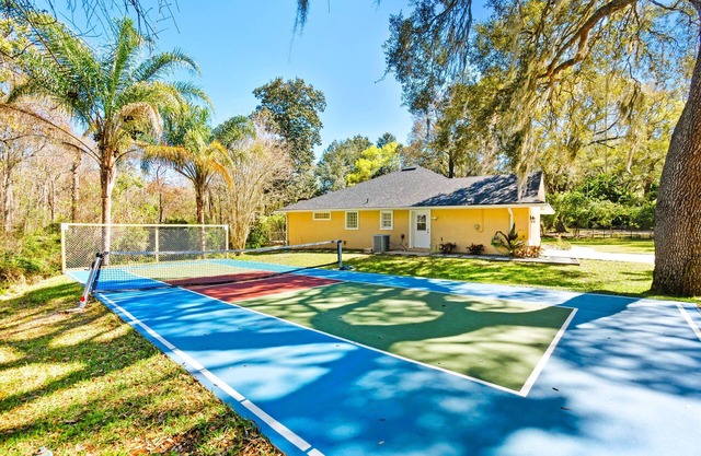 Heated Pool Oasis | Private Acre | Pickleball