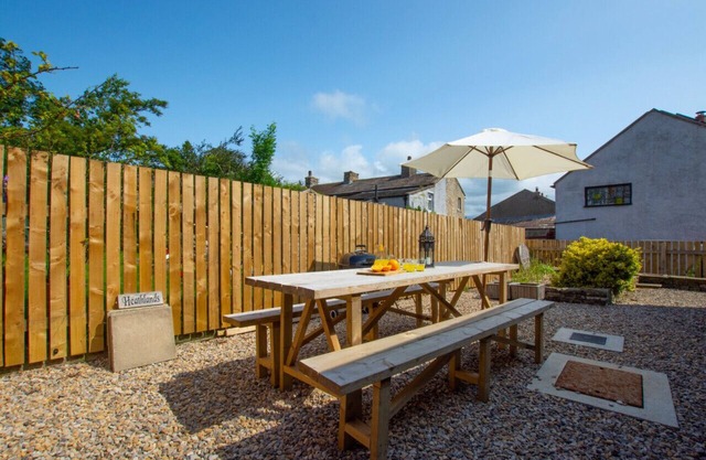 Heathlands - Two Bedroom House, Sleeps 4