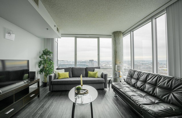 Heaven on Baltimore Downtown Fully Furnished Apartments