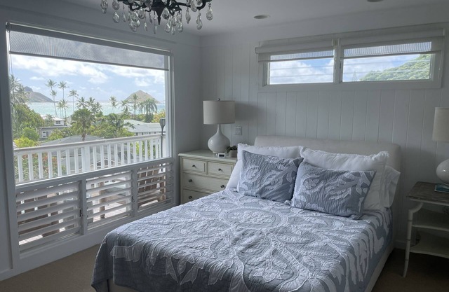 Heavenly Hale Best monthly Vacation rental - walk to beach!