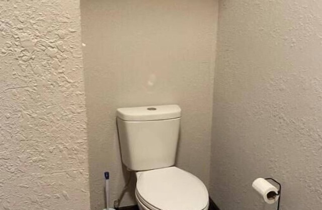 Heavys riverfront retreat #1