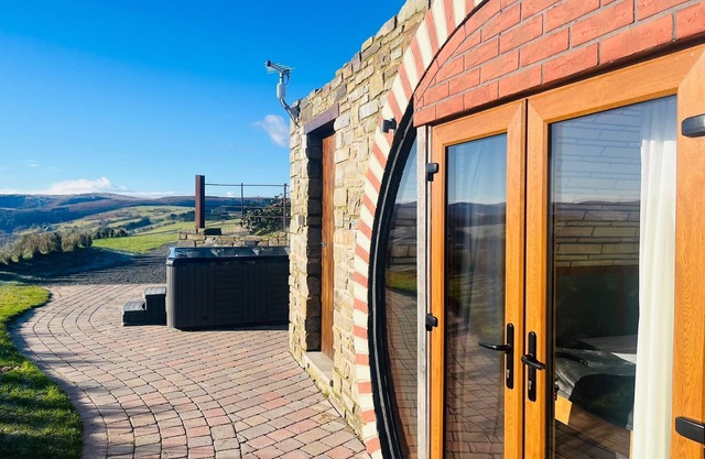 Hedgehogs View - a hobbit hut that sleeps 6 guests in 3 bedrooms