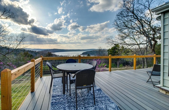 Henderson Cabin w/Deck & Scenic Lake Views!
