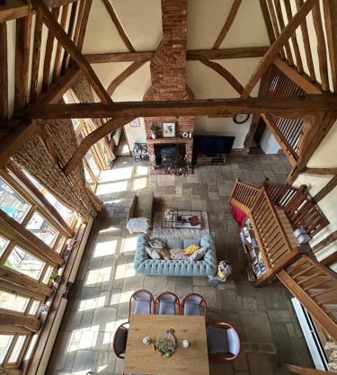 Heritage Cottage with a Pool