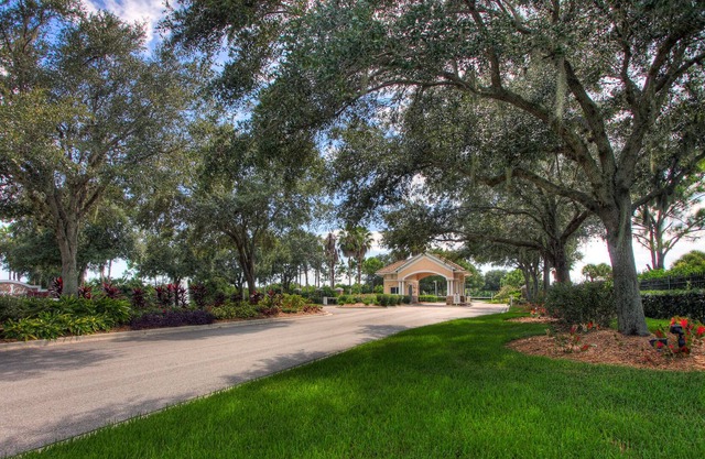 Heritage Oaks, Partee On