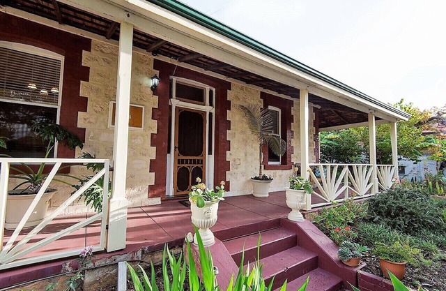 HERITAGE on BURT - Fremantle Arts Centre Location.