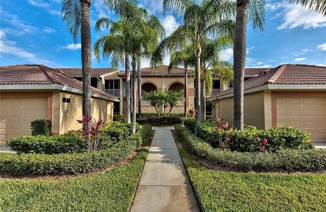 Heritage Palms - 1st Floor-Condo-sleeps 6 with Golf, Pool, Tennis Amenities