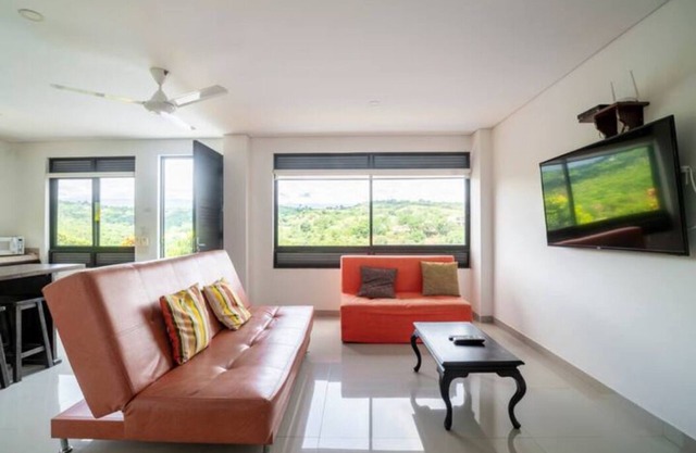 Hermosa, Moderna y Confortable Casa en Anapoima