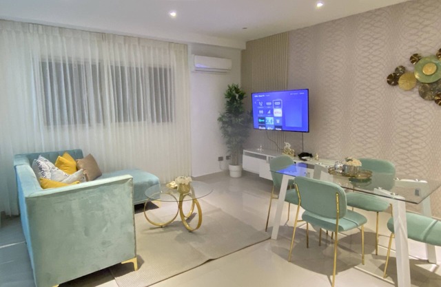 Hermoso Apartamento en el Centro de la Ciudad a Poco Metros de