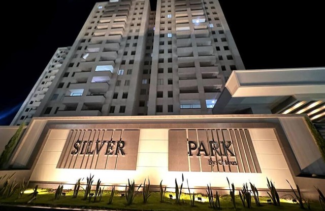 HERMOSO APARTAMENTO DE LUJO CON PISCINA PARQUEADERO Y VIGILANCIA PRIVADA SILVER PARK