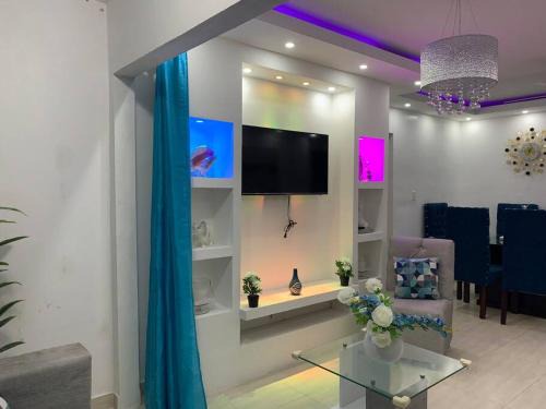 Hermoso residencial con piscina,seguridad 24 horas