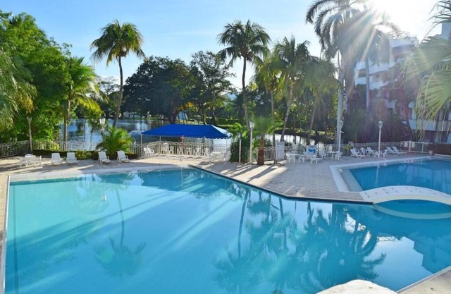 Hermoso Lagos del Peñon