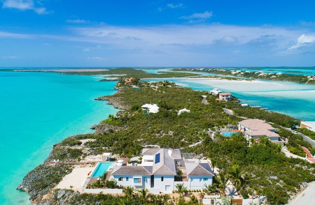 Hesperides House- Luxury Water Front Villa In Turks And Caicos Islands!