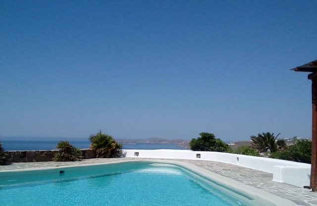 Hesperus - A 3-bedroom villa with private swimming pool near Super Paradise