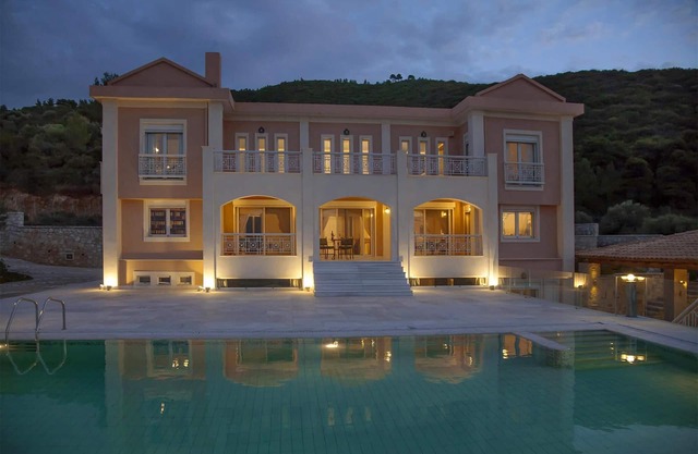 HESTIA : Your dream vacation home next to Athens and the island of Euboea