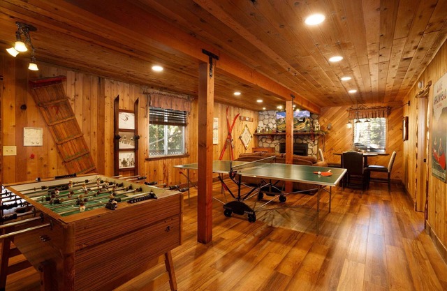 Hidden Creek Lodge | Family & Retreats | Game Room | Ponds & Streams
