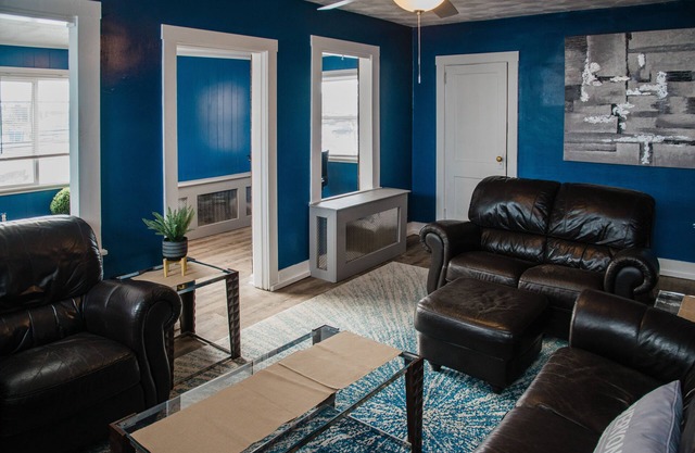 Hidden Gem in Swissvale sleeps 6