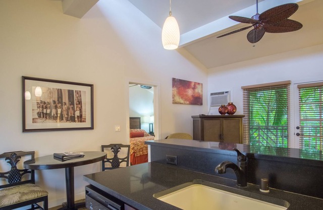 Hidden gem of Aina Nalu! Quiet Beautiful Property G209!