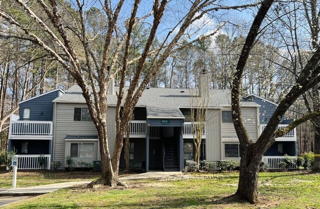 Hidden In Plain Sight, just minutes away from Duke University/Hospital!