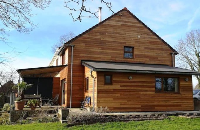 Hide on the Hill Cottage