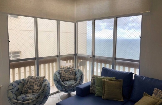 High standard apartment facing the sea.