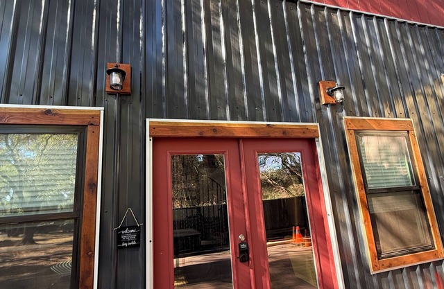 Highcrest Farms Bed & Breakfast Carriage House Cottage Stays Cameron Park, Ca