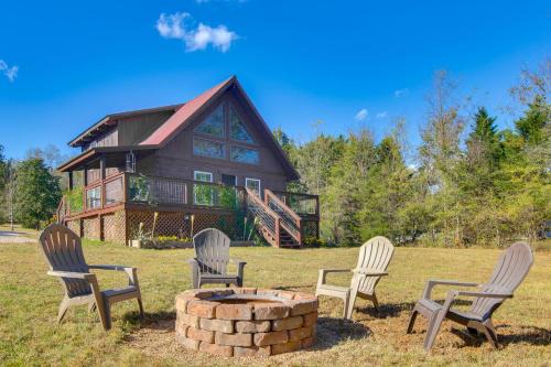 Hike and Unwind, Peaceful Wooded Retreat in Newport