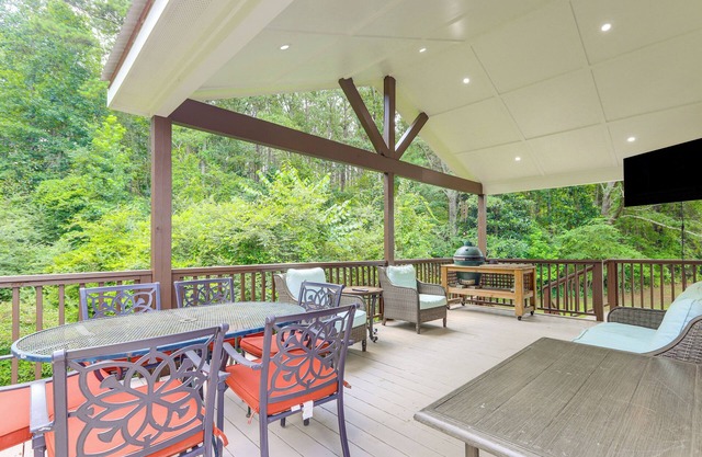 Hike & Swim: Hideaway < 10 Mi to Pine Mountain