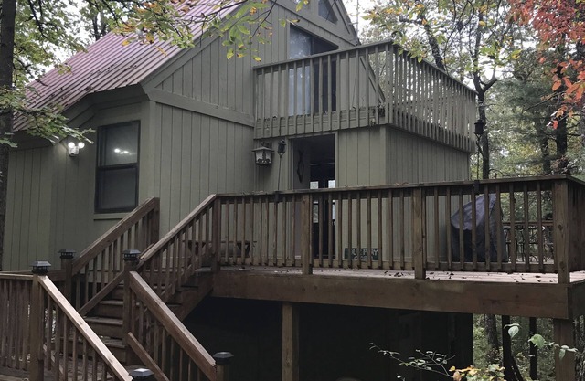 "HIKERS REST" :Rabun County GA; Hiking/Biking/Trails, Winery, Tallulah Gorge