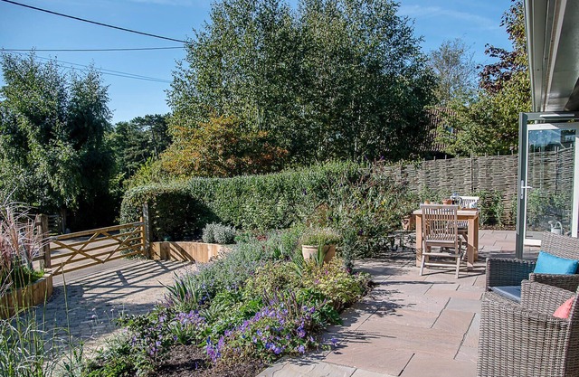 Hill Stables, Ufford