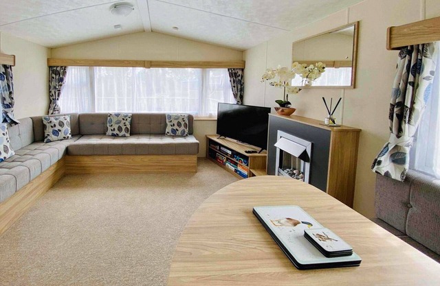Hill View is a modern holiday home located at Docker Holiday Park, in the beautiful Lancashire count