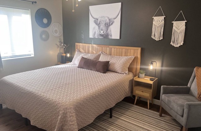 Hillside Hideaway in Historic Lead