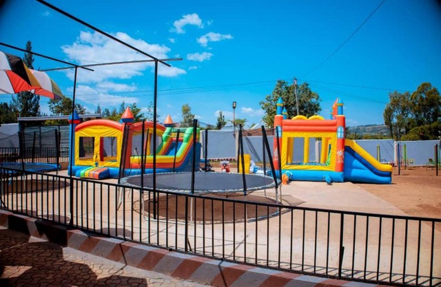 HILLSIDE HOTEL AND SAFARI TOURS LTD