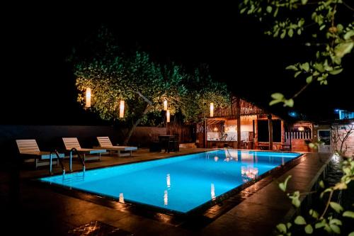 Hilltop villas