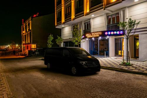 Hilltown Airport Hotel