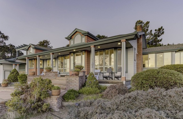 Hilton House In Gualala With Ocean Views 3 Bedroom Home by Redawning