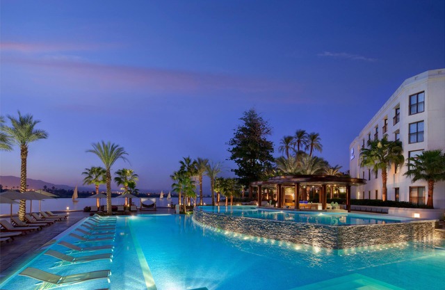 Hilton Luxor Resort & Spa