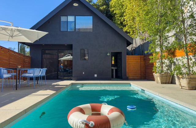 Hip and Dreamy Furnished Pool House - 3 Bed and 4 Bath in Prime Eagle Rock!