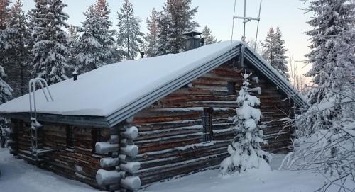 Hirsimökki 3 mh ja sauna