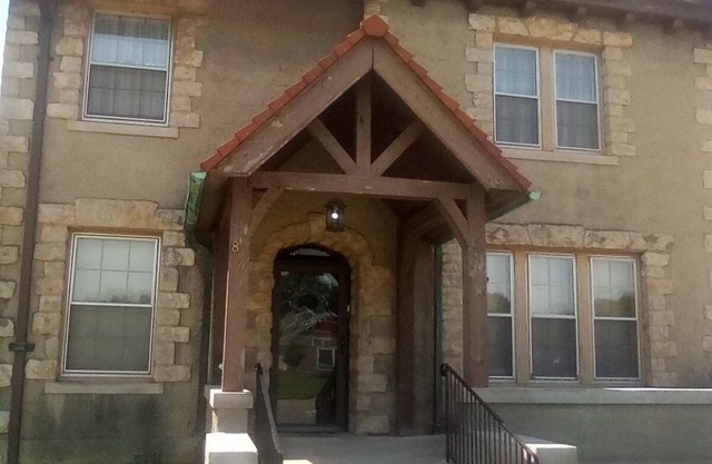 Historic Downtown Parsonage