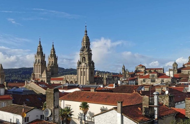 Historical Center Apartment. Old Town, wonderful sights.