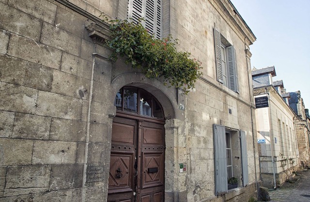 Historic heart of the old town of Chinon