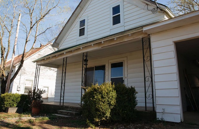Historic home in Snowball-near Buffalo National River