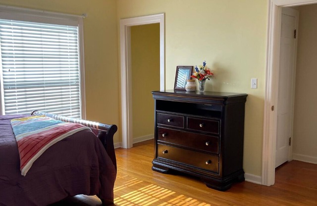 Historic Mt. Vernon House - Perfect family home, walking distance from downtown