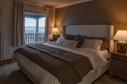 Historic Riverview Inn Eight