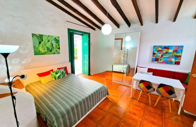 'Historica Juan' with Mountain View, Shared Terrace and Wi-Fi