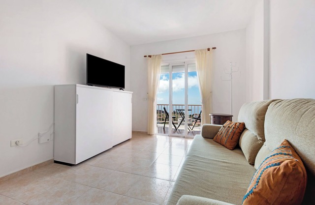 Holiday Home 'Triana' with Sea View, Private Terrace and Wi-Fi