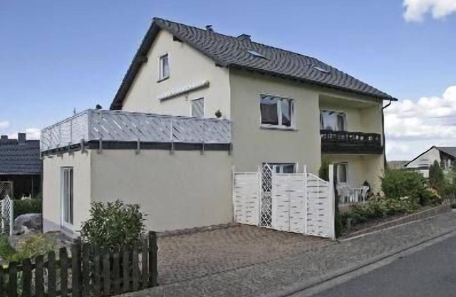 Holiday apartment Dickenschied for 1 - 3 persons with 2 bedrooms - Holiday house